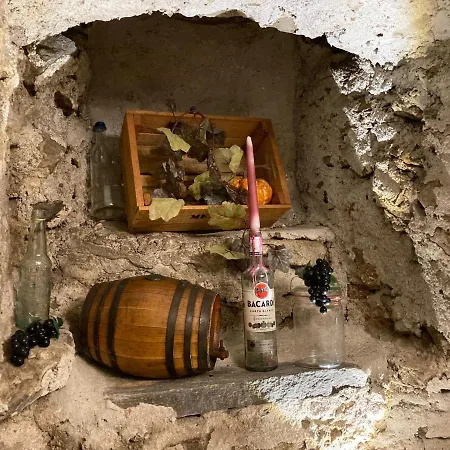 The Old Cellar Pensjonat Locarno